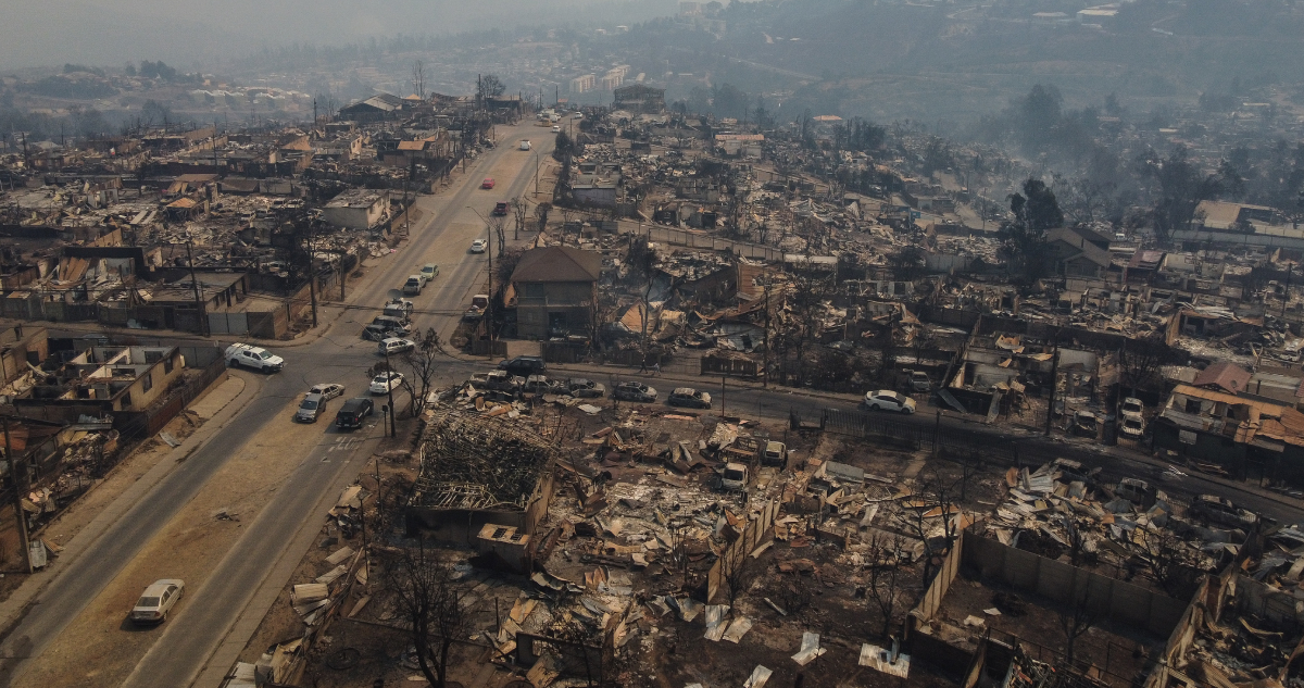 Suben a 64 los muertos por incendios en la región de Valparaíso: Presidente anuncia duelo nacional