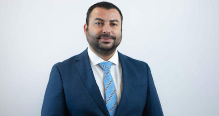 Alcalde de Bulnes es detenido por la PDI en medio de investigación del Ministerio Público