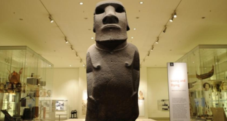 Museo Británico por Moai