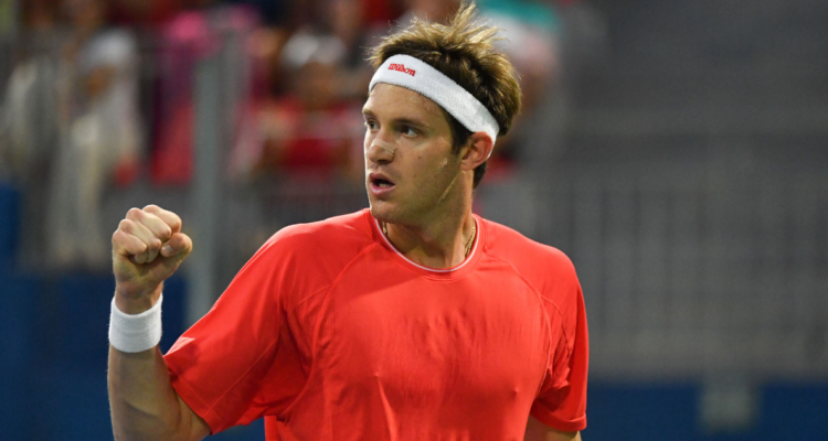 Nicolás Jarry dominó a placer el primer set ante Juan Pablo Varillas.