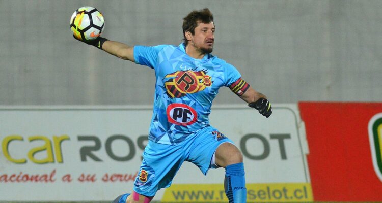 Nicolás Peric dirá adiós al fútbol con su partido de despedida.