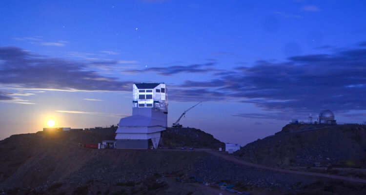 La revista Forbes destacó a Chile por importante proyecto astronómico ALeRCE: ¿de qué se trata?