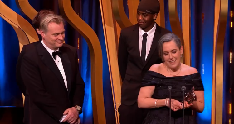 Un bromista “se coló” cuando el equipo de ‘Oppenheimer’, se subió al escenario de los BAFTA para recibir el premio a mejor película.