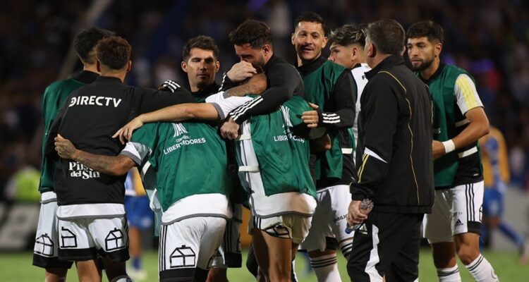 Colo Colo ya tiene una baja para recibir a Godoy Cruz.