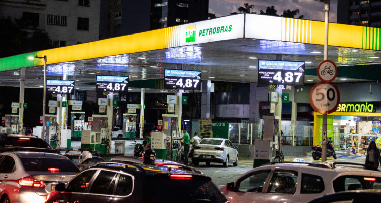 Petrobras y principal productor de acero mundial colaborarán en negocios cero carbono