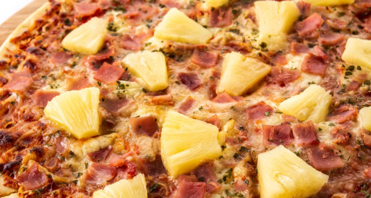 Día Internacional de la Pizza – Pizza con Piña