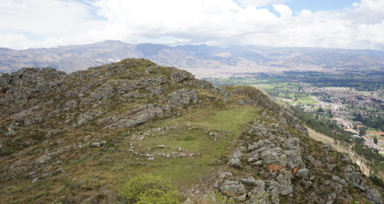 Descubren restos de una de las primeras plazas circulares de Sudamérica en Perú: tiene unos 4.750 años