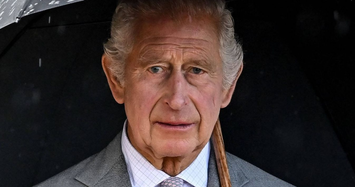 Rey Carlos III con cáncer