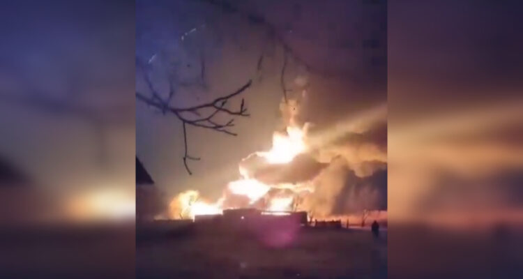 Ucrania se adjudica el derribo de avión militar A-50 ruso: video revela cómo fue el impacto