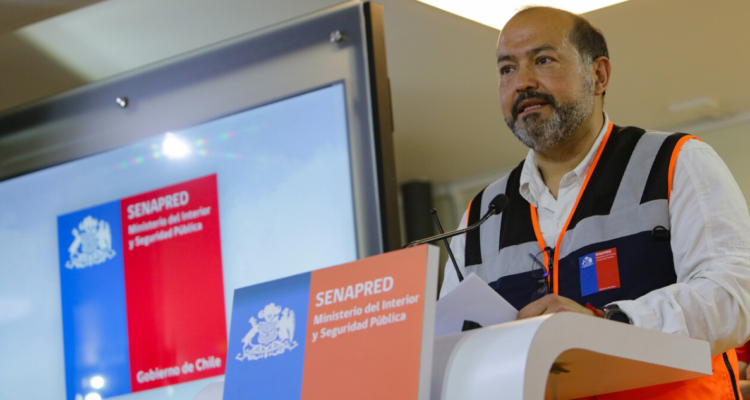 Senapred prevé mejores condiciones para combatir incendios por vaguada costera y disminución de viento