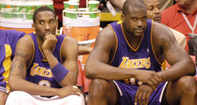 El golpe de Shaquille O’Neal a Kobe Bryant que puso tenso a los Lakers.