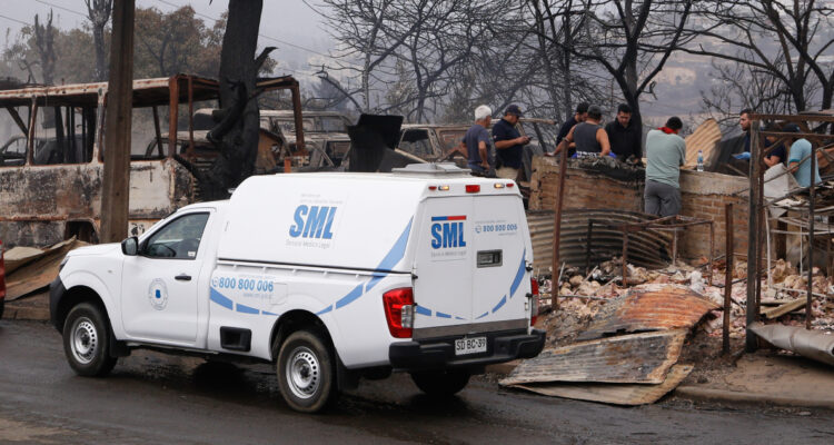 SML confirma 99 muertos por incendios en Viña del Mar: solo 32 están identificados
