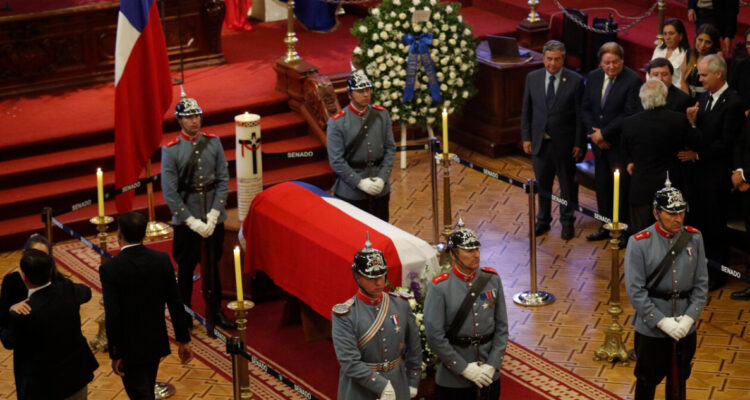 Solicitan sobreseimiento de Piñera por causal de muerte en casos por Dominga y Estallido Social