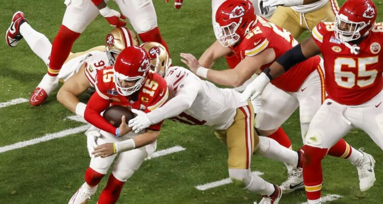 Liderados por Mahome, los Kansas City Chiefs vencieron a los 49ers y se consagraron en el Superbowl