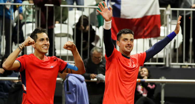 Tomás Barrios y Alejandro Tabilo debutaron con victoria en el Chile Open.
