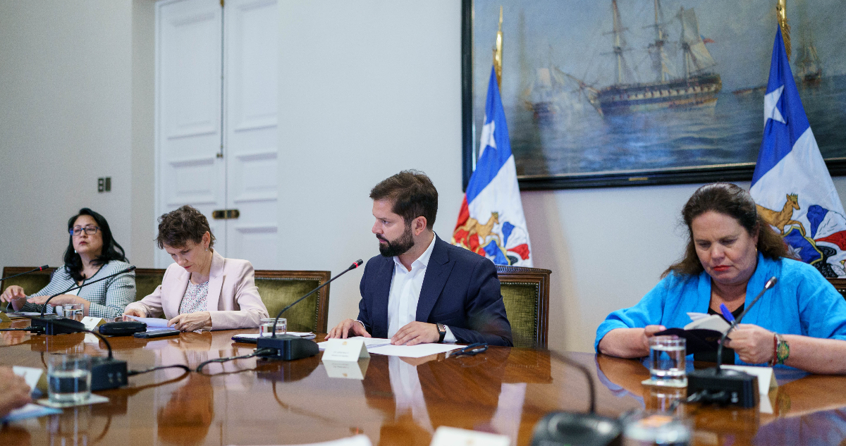 “No es lo más oportuno”: Tohá revela “opinión transversal” del Cosena por labor de FFAA en barrios