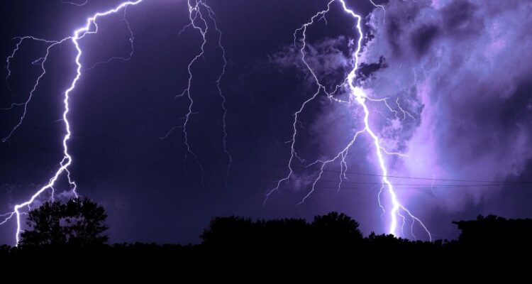 Cuándo, en qué sectores y regiones serán las probables tormentas eléctricas que motivaron un Aviso Meteorológico por el pronóstico del tiempo.