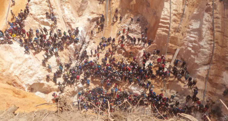 Tragedia en Venezuela: derrumbe en mina de oro deja al menos 30 muertos y más de 100 sepultados