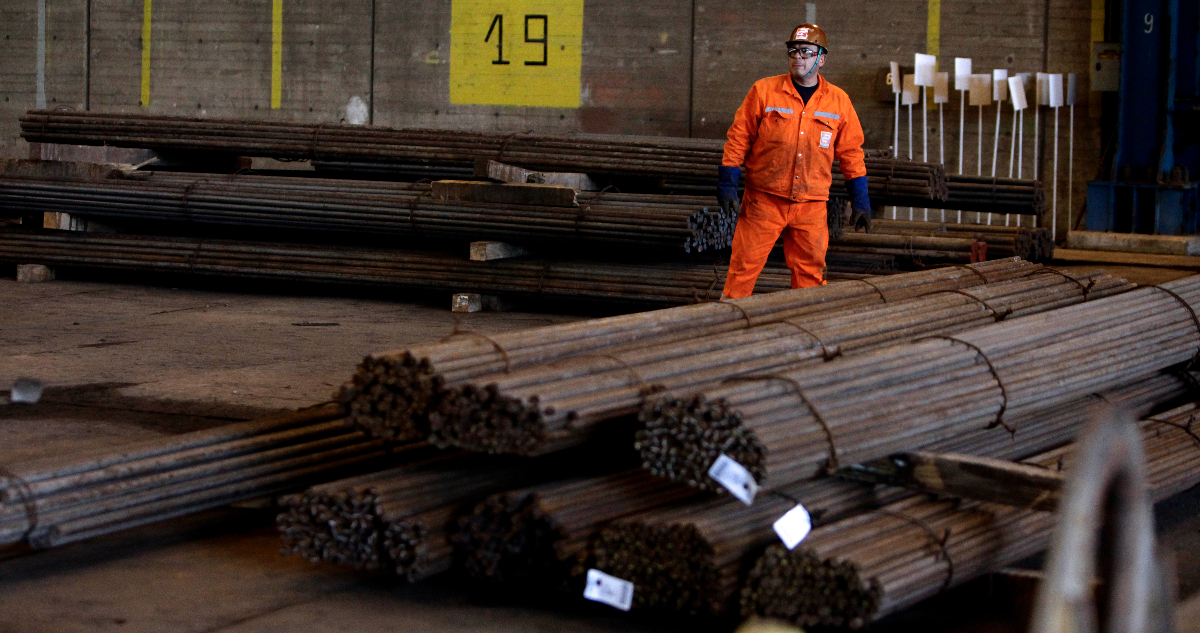 Cierre de Huachipato: Decenas de países y la UE se adelantaron y tomaron medidas contra el acero chino