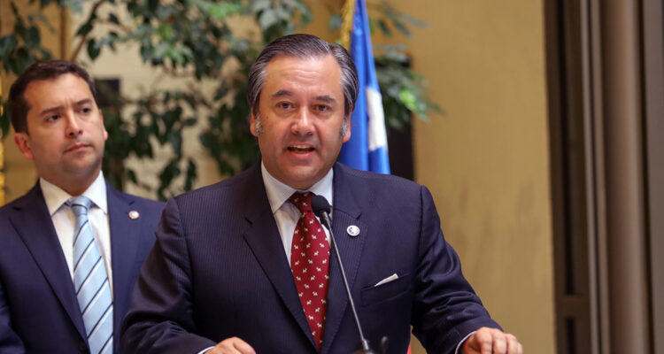 Republicanos piden a Tohá que consulte a gobierno venezolano si participaron en crimen de Ronald Ojeda