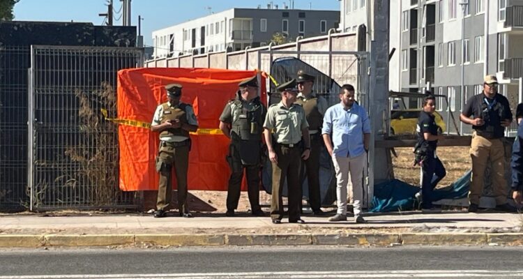 Encuentran antebrazo y una mano en un canal de Padre Hurtado