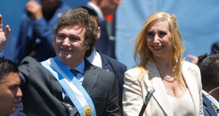 Javier Milei y su hermana Karina