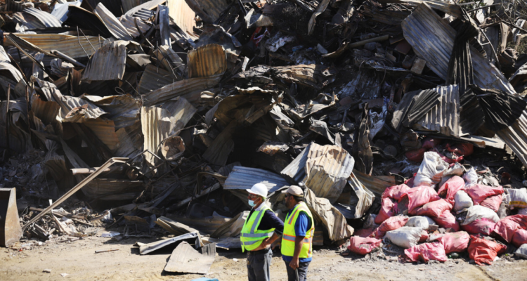 Centro apoyo a víctimas entrega apoyo a familiares incendio Valparaíso