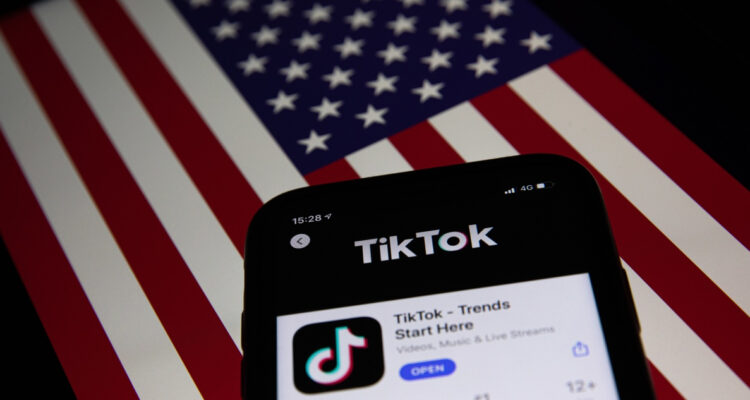 China acusa a EEUU de aplicar una “lógica propia de bandidos” por posible veto a Tiktok