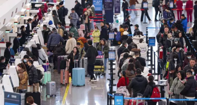 China emite una alerta de viaje a EEUU por acoso de autoridades contra sus ciudadanos