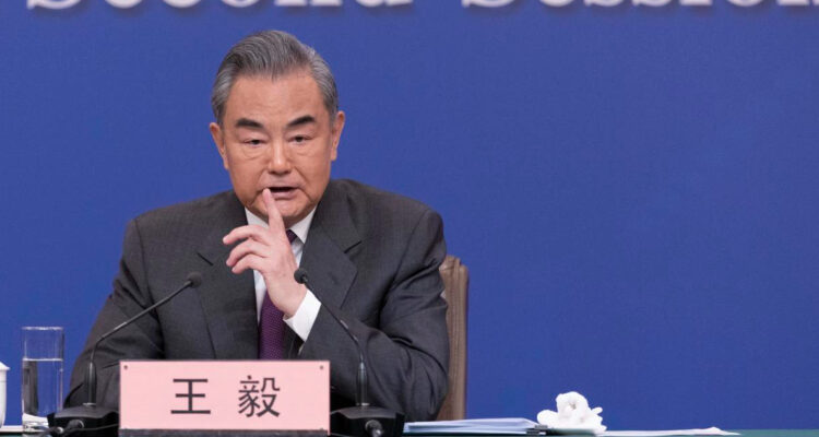 China avisa que quien apoye independencia de Taiwán acabará “abrasado por jugar con fuego”