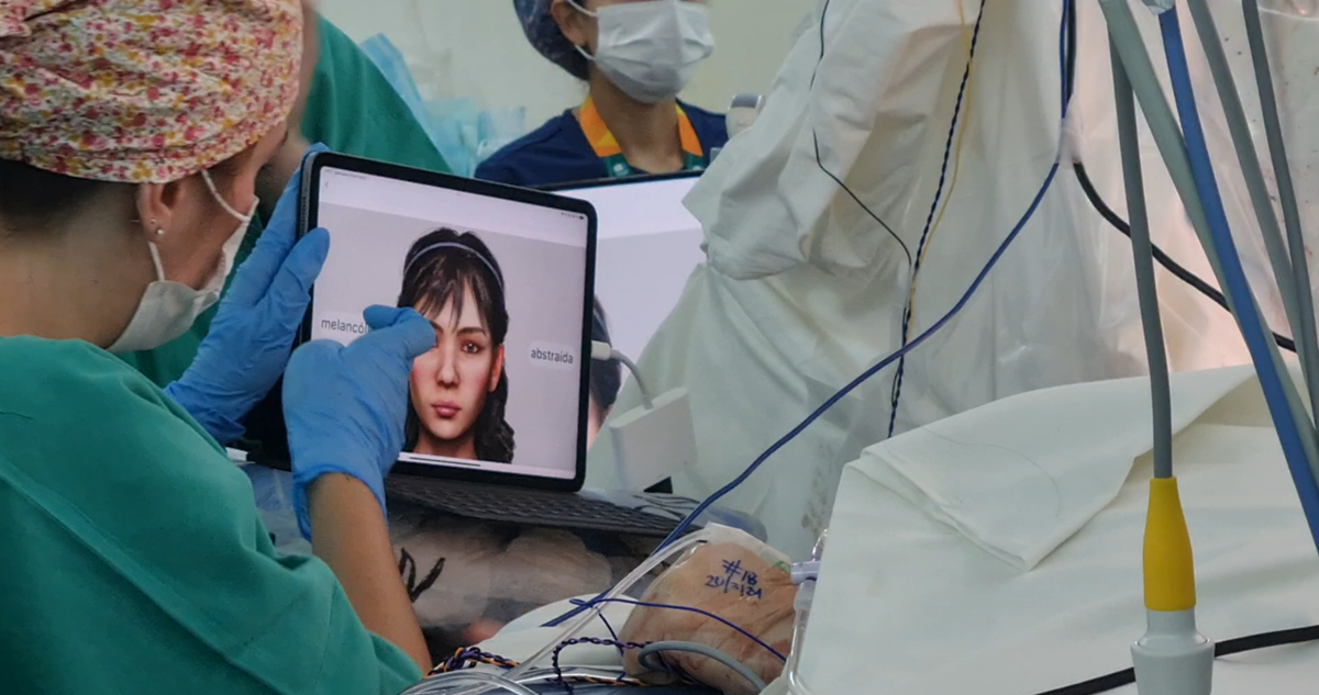 La nueva técnica con inteligencia artificial usa la empatía de los pacientes para preservar sus emociones durante las cirugías cerebrales.
