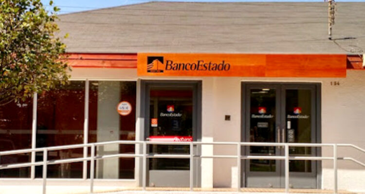 Clientes denuncian graves irregularidades en cajas BancoEstado de Santa Juana: sucursal toma medidas