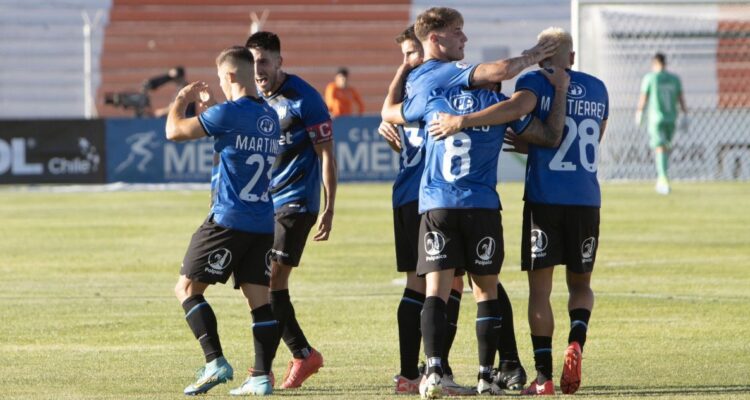 Huachipato superó a domicilio a Cobresal
