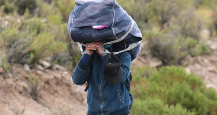 Migrante colombiano fallece en Colchane tratando de ingresar a Chile por paso clandestino