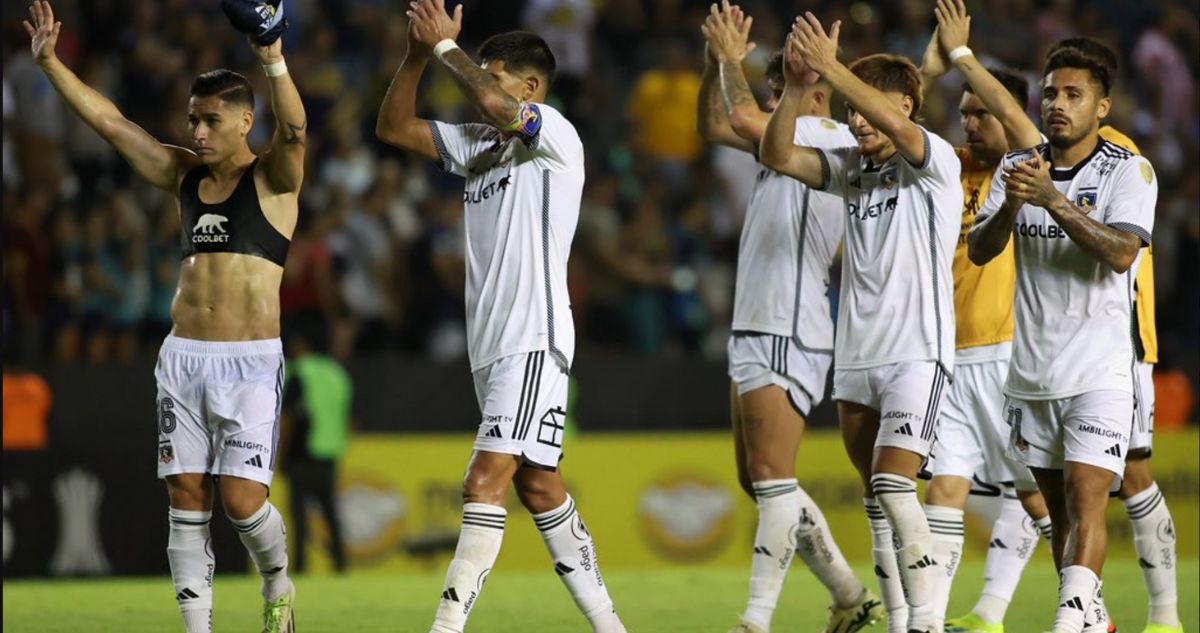 Plantel de Colo Colo no habló con la prensa en Paraguay en protesta contra ByN