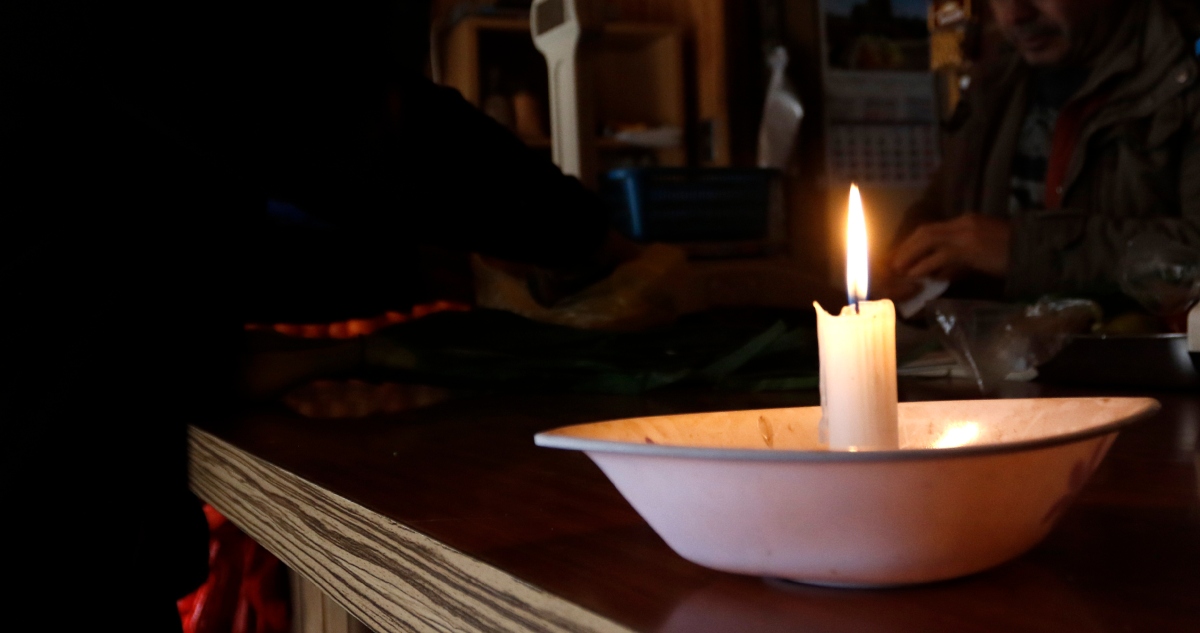 Revelan qué causó el masivo corte de luz que afectó a 560 mil clientes en 3 regiones del sur del país