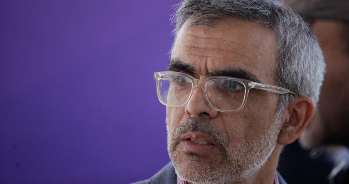 Ministro Cordero lamenta “malas prácticas” tras nuevos chats de WhatsApp de Luis Hermosilla