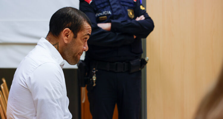 Dani Alves libertad condicional