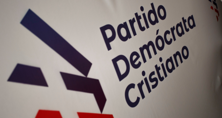 Logo de la DC por situación de presidenta en el Bío Bío