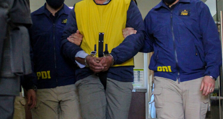 Dejan en prisión preventiva a delincuente de 19 años acusado de secuestro y encerronas en Valparaíso