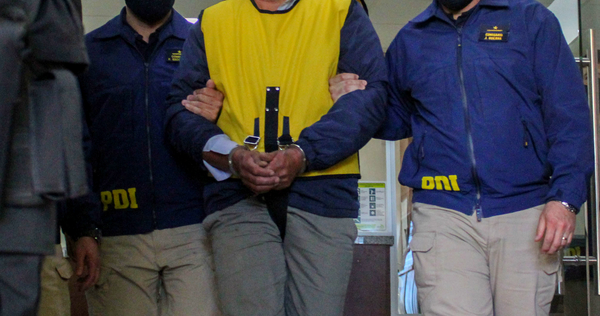 Dejan en prisión preventiva a delincuente de 19 años acusado de secuestro y encerronas en Valparaíso
