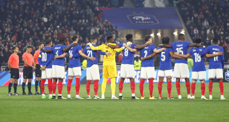 Jugadores de Francia no quieren jugar amistoso ante Chile.