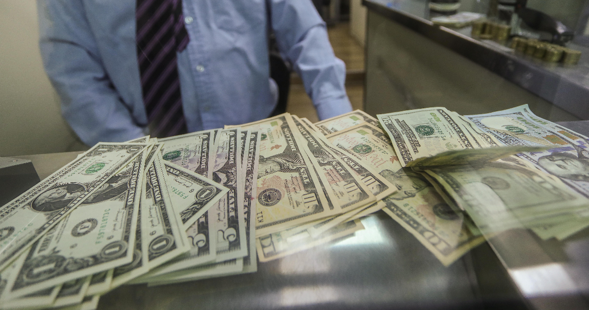 El peso chileno continúa fortaleciéndose ante un dólar que sigue bajando y tocando menos de $940
