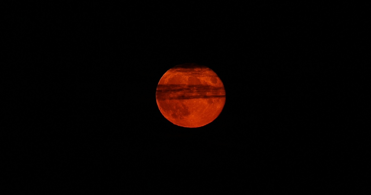 Luna de sangre o eclipse penumbral de luna