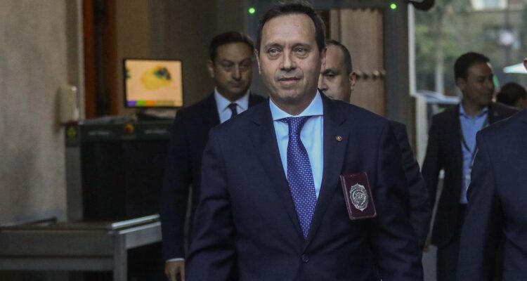Nuevo director PDI se disculpa ante la ciudadanía por caso Muñoz: “Son conductas individuales”