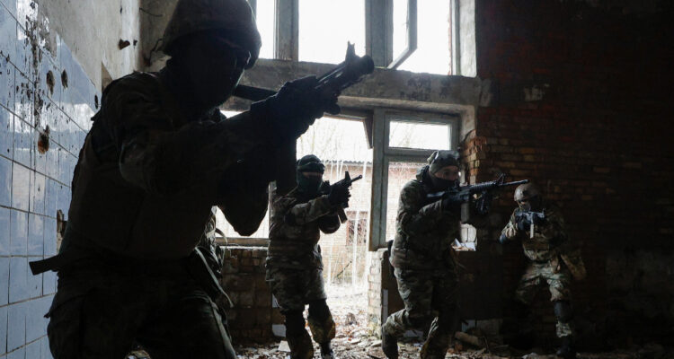 EEUU afirma que la OTAN irá a la guerra con Rusia si Ucrania cae: “Putin no se va a detener”