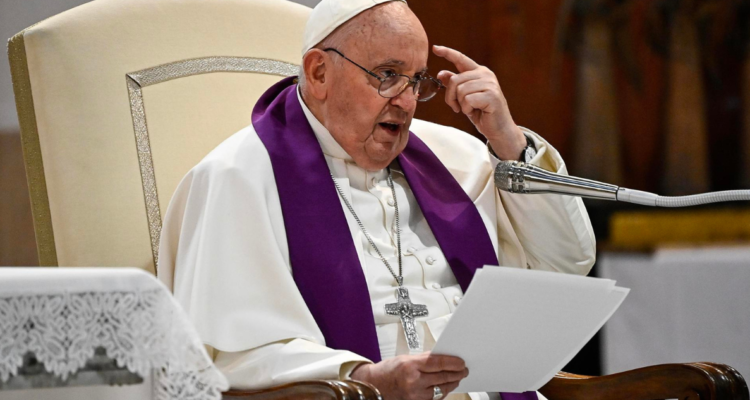 El Papa pide a Zelenski tener valentía para alzar la bandera blanca ante Rusia