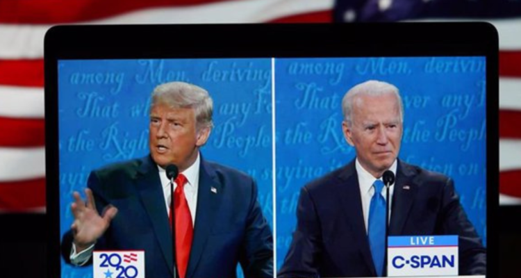 Archivo – Debate electoral entre Donald Trump y Joe Biden en 2020