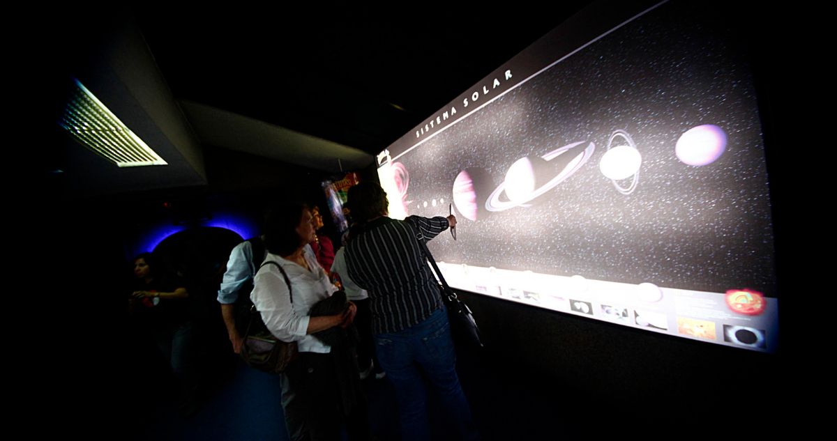 Celebran Día de la Astronomía con entradas gratuitas al Planetario: revisa cómo conseguirlas