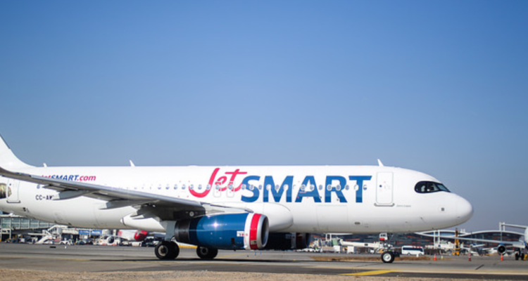 JetsMart cancela operaciones de manera indefinida en Chiloé: cientos de pasajeros perdieron vuelos